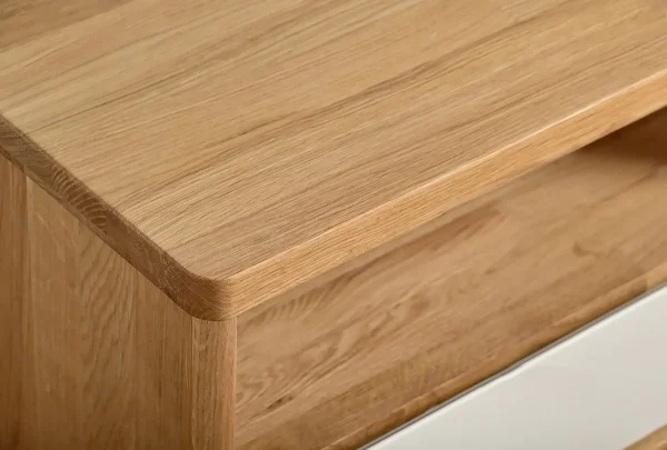 Mesa de Noche Ref: Capuchino4 elaborada en Madera 100% Maciza de Roble